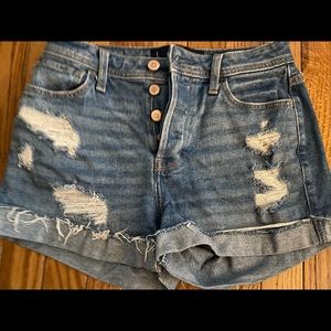 Hollister High-Rise Mom Shorts
